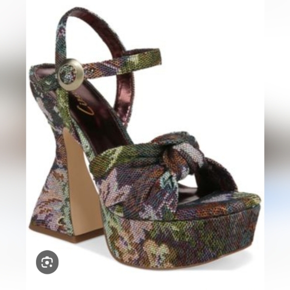 Circus By Sam Edelman Audrea Tapestry Platform NIB - Picture 3 of 14